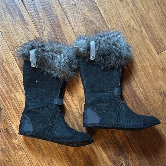 Stylish Black Fur-Lined insulated inserts for sorel Boots - Picture 1 of 12